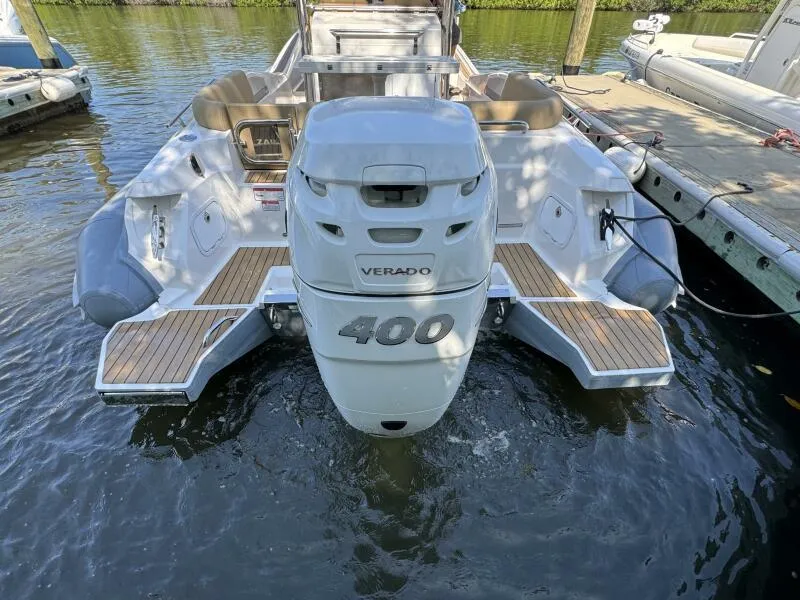 Slide: The Image of Mercury Verado 400 - 37