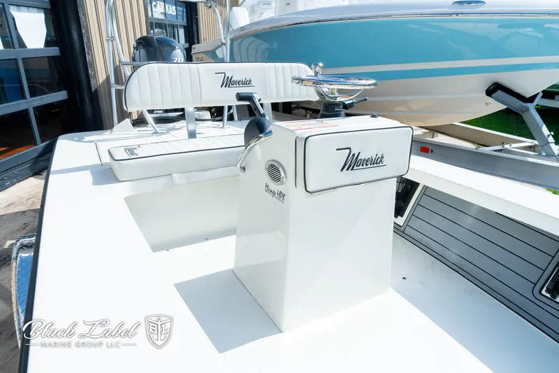 Slide: The Image of 2024 Maverick HPX-S 17 boat interior with seating and console. - 10