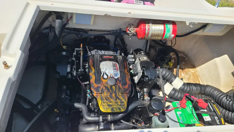 Slide: The Image of Engine compartment of a 2004 Monterey 268 SS Open Bow Sport boat. - 22