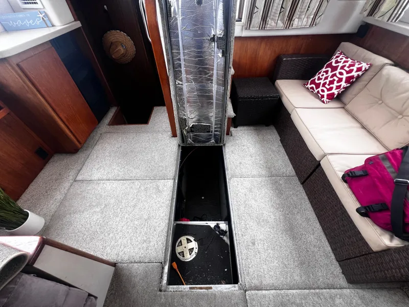 Slide: The Image of Carver 350 Aft Cabin 1993 - 53