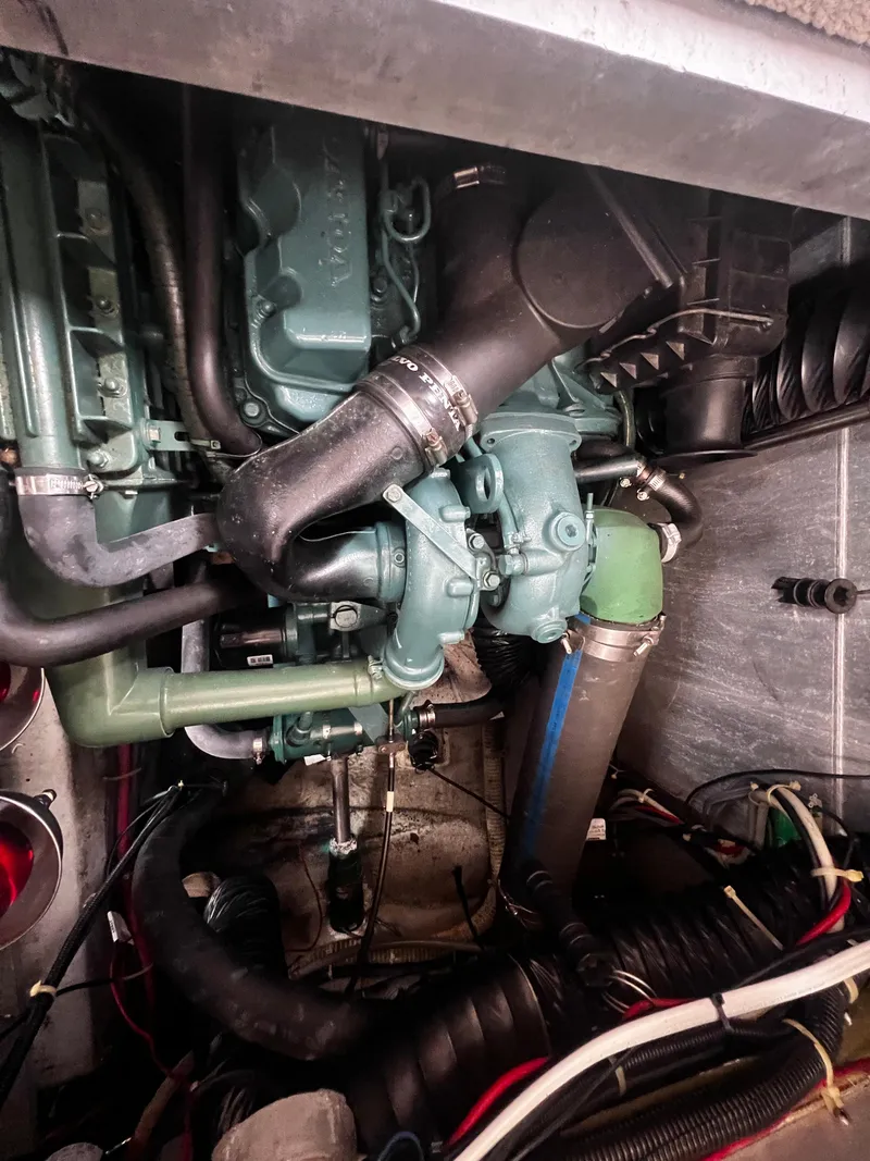 Slide: The Image of Carver 350 Aft Cabin 1993 - 56