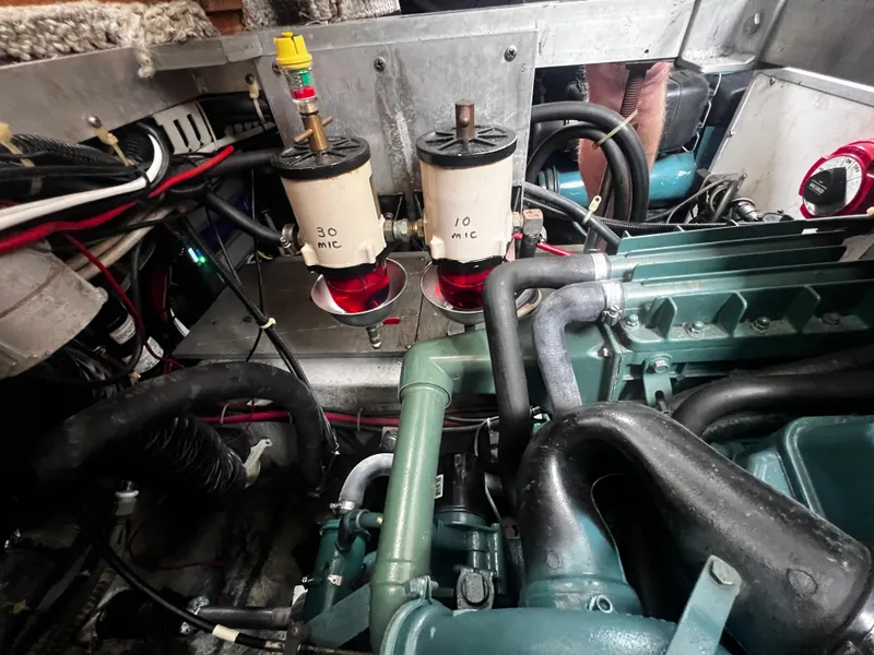 Slide: The Image of Carver 350 Aft Cabin 1993 - 57