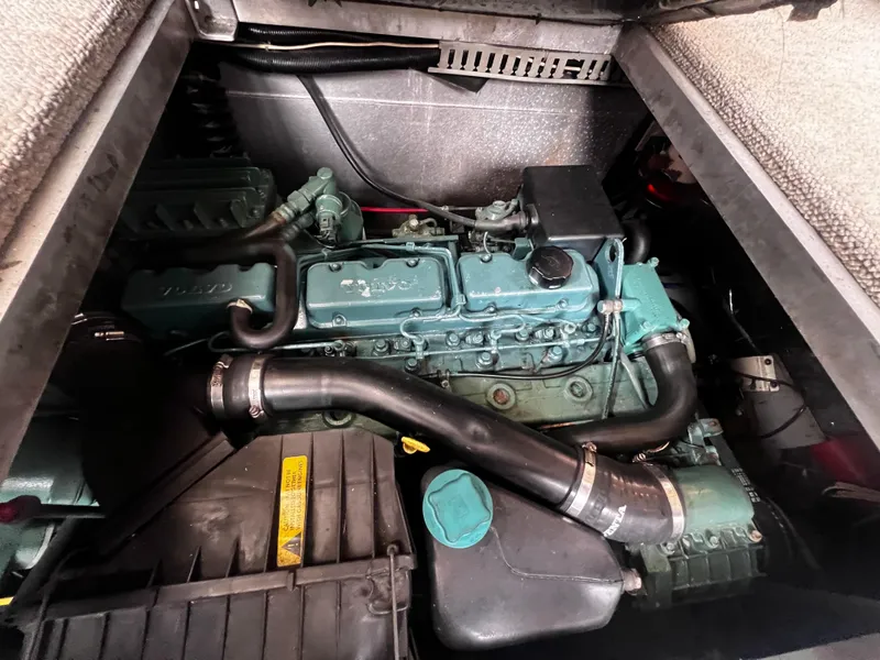 Slide: The Image of Carver 350 Aft Cabin 1993 - 60