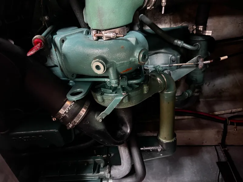 Slide: The Image of Carver 350 Aft Cabin 1993 - 61