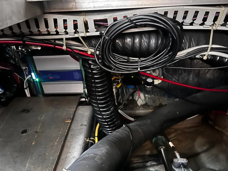 Slide: The Image of Carver 350 Aft Cabin 1993 - 62