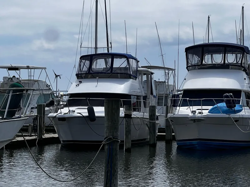 Slide: The Image of Carver 350 Aft Cabin 1993 - 91