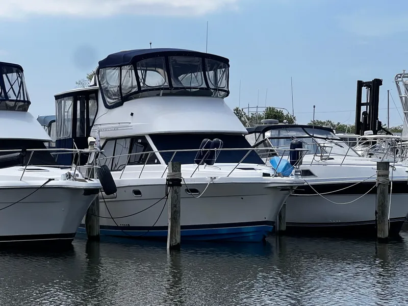 Slide: The Image of Carver 350 Aft Cabin 1993 - 92