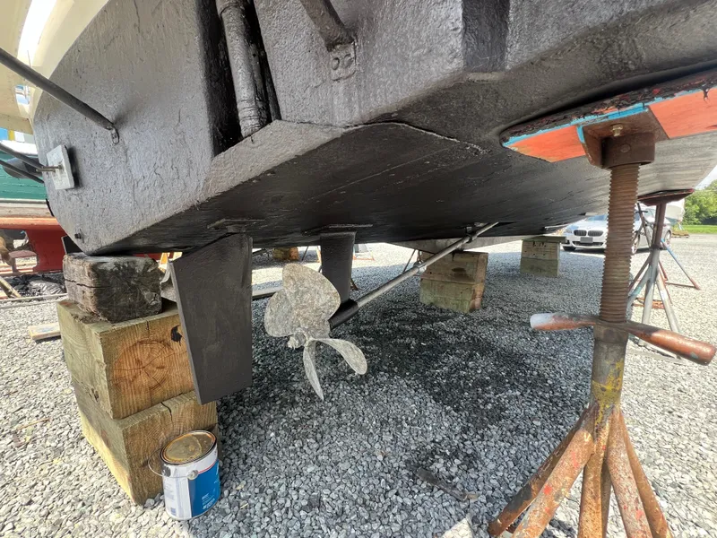 Slide: The Image of Carver 350 Aft Cabin 1993 - 94