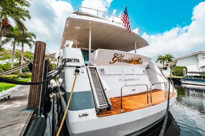 Slide: The Image of Monte Fino 94 Motor Yacht 1992 docked in Ft. Lauderdale, FL with American flag. - 4