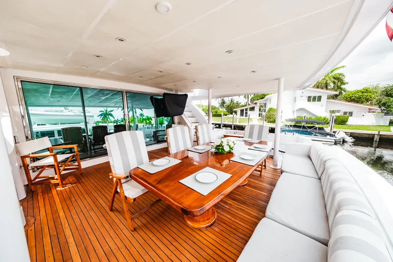 Slide: The Image of Monte Fino 94 Motor Yacht 1992 - 51