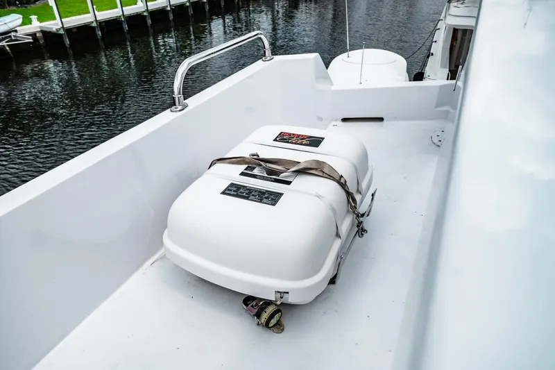 Slide: The Image of Monte Fino 94 Motor Yacht 1992 - 57