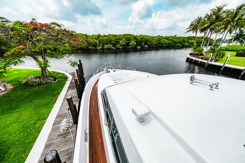 Slide: The Image of Monte Fino 94 Motor Yacht 1992 - 58