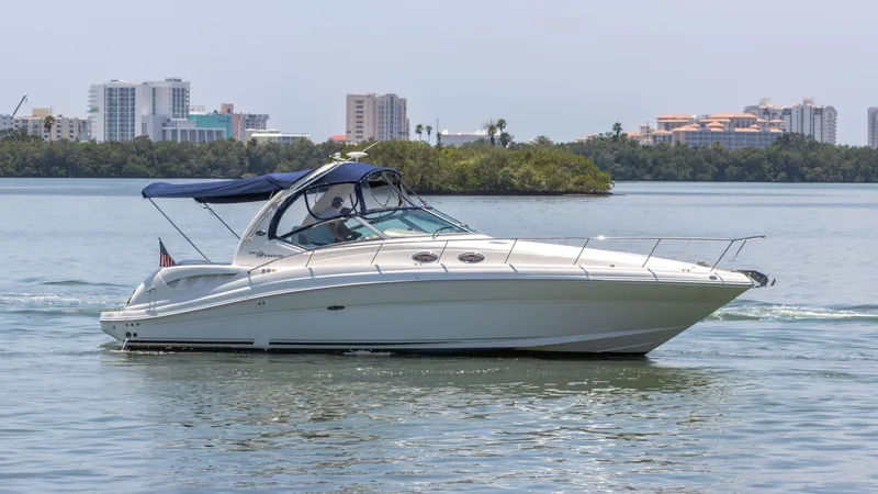 Slide: The Image of Sea Ray 340 Sundancer 2005 - 60