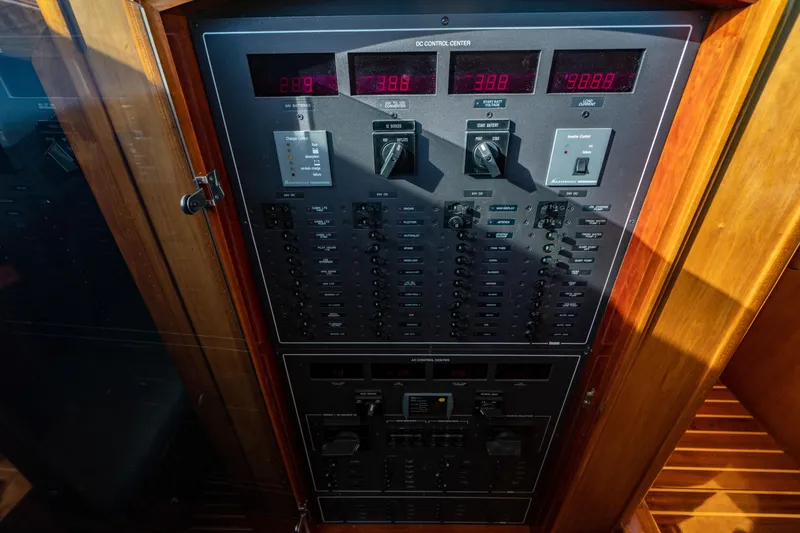 Slide: The Image of Electrical control panel on 2007 Hinckley Talaria 55 FB yacht. - 17