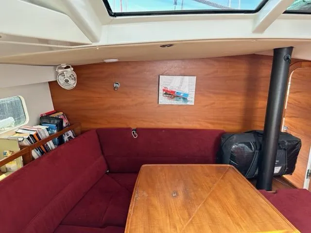 Slide: The Image of Salon Table - 11