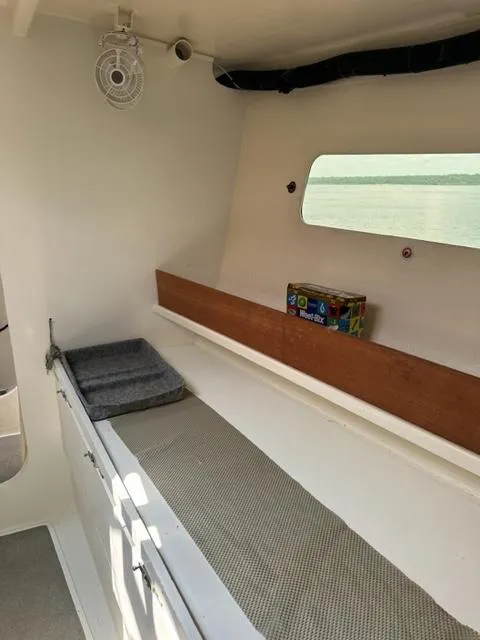 Slide: The Image of Forward Cabin Shelf - 23