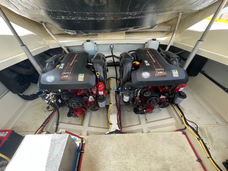 Slide: The Image of Chris-Craft Launch 32 2013 - 53