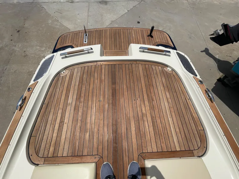 Slide: The Image of Chris-Craft Launch 32 2013 - 64