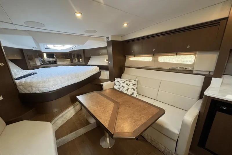 Slide: The Image of Sea Ray 350 Coupe 2018 - 14