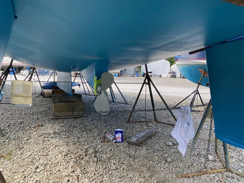 Slide: The Image of 2006 Beneteau 323 - Tuesday - 22