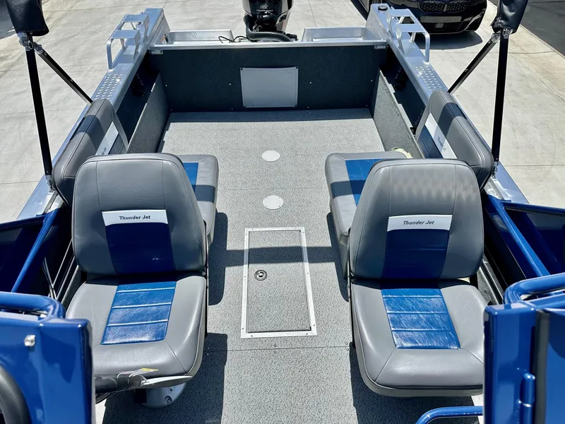 Slide: The Image of Thunder Jet 186 Rush w/ 115HP Mercury! 2024 - 6