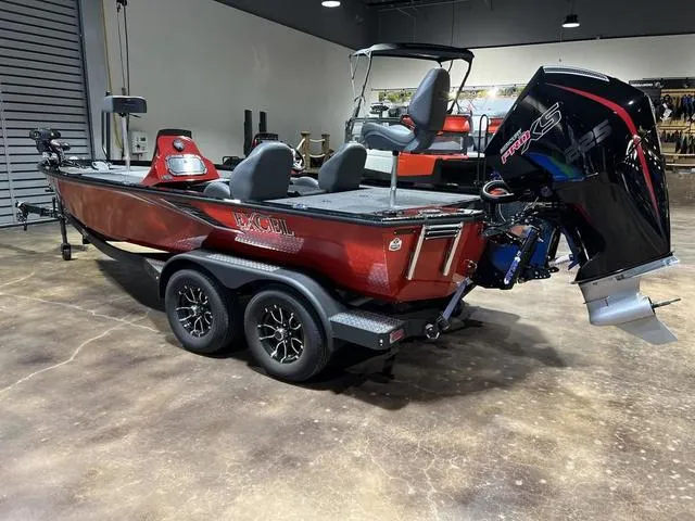 Slide: The Image of Excel EX 200 2024 - 21