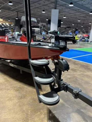 Slide: The Image of Excel EX 200 2024 - 7