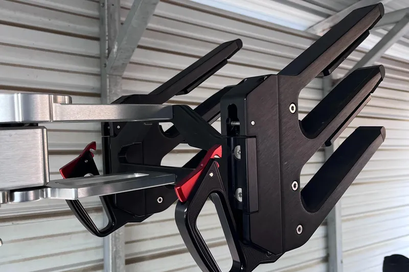 Slide: The Image of MasterCraft NXT22 2022 - 61