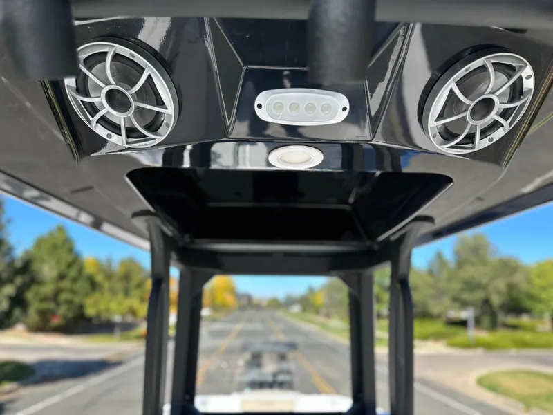 Slide: The Image of 2024 YAMAHA 255 FSH SPORT E - 16