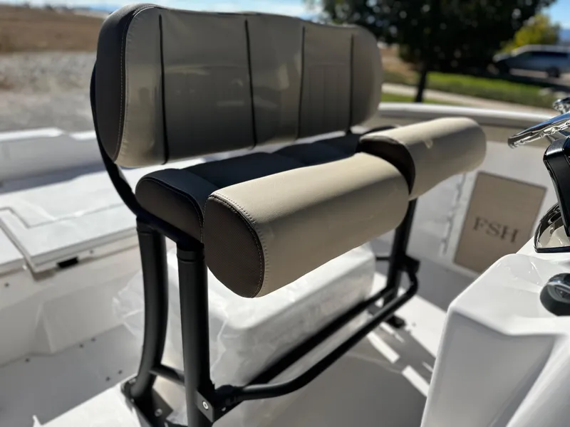 Slide: The Image of 2024 YAMAHA 255 FSH SPORT E - 19