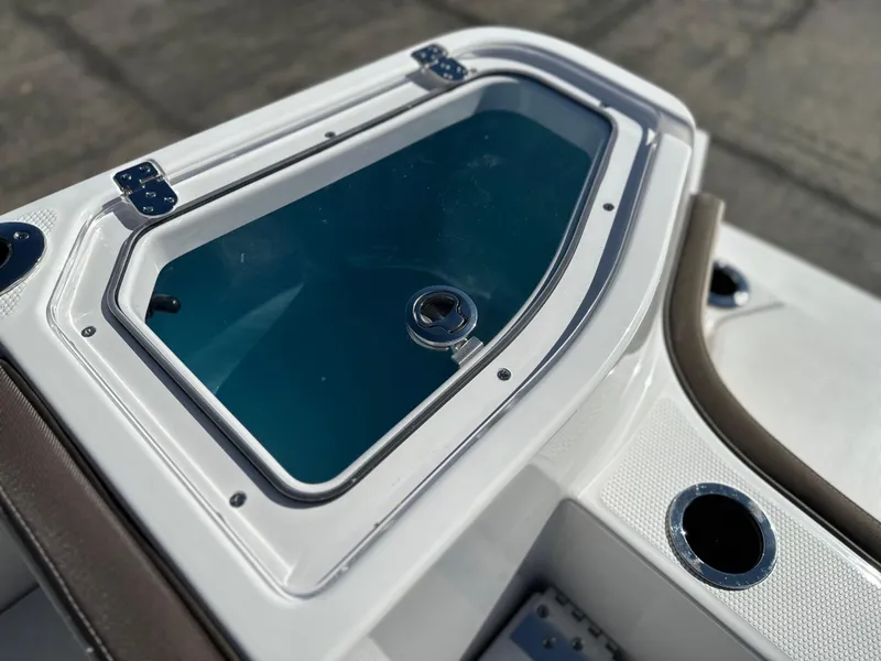 Slide: The Image of 2024 YAMAHA 255 FSH SPORT E - 20