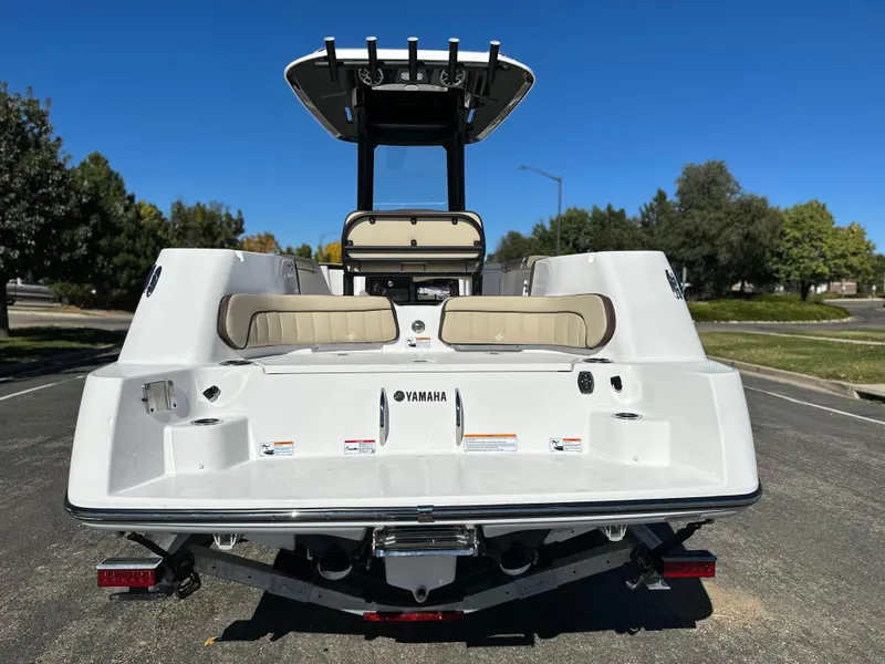 Slide: The Image of 2024 YAMAHA 255 FSH SPORT E - 3