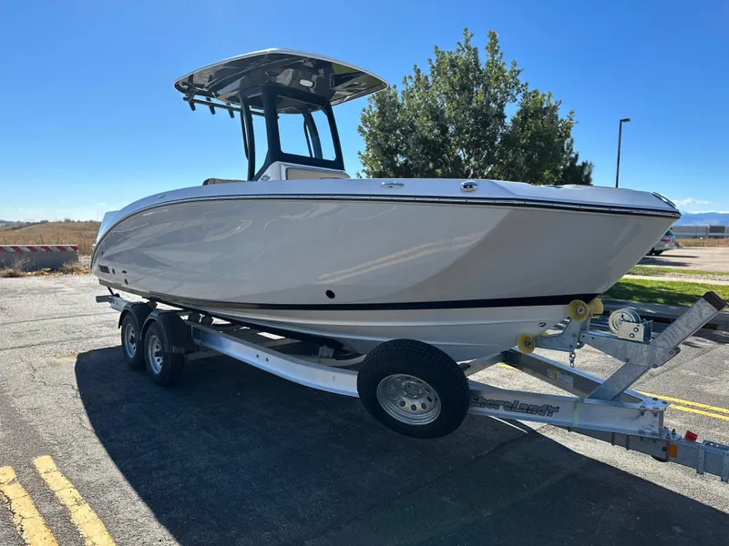 Slide: The Image of 2024 YAMAHA 255 FSH SPORT E - 6