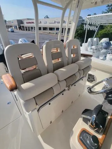 Slide: The Image of Boston Whaler 360 Outrage 2024 - 5