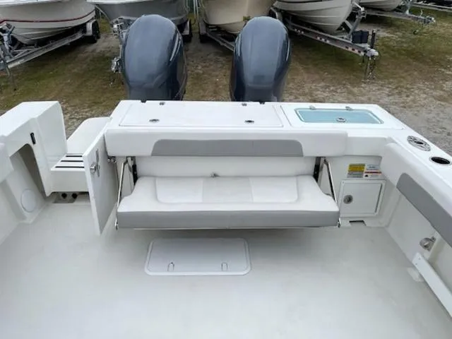 Slide: The Image of Parker Marine 2520 XLD Sport Cabin 2023 - 9
