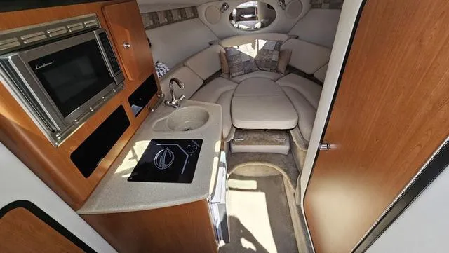 Slide: The Image of Crownline Boats 260 CR 2010 - 14