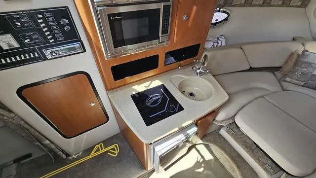 Slide: The Image of Crownline Boats 260 CR 2010 - 17