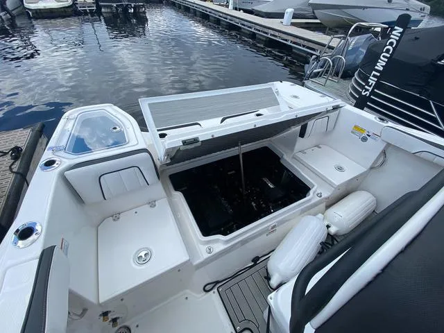 Slide: The Image of Yamaha 255 FSH Sport H 2024 - 11