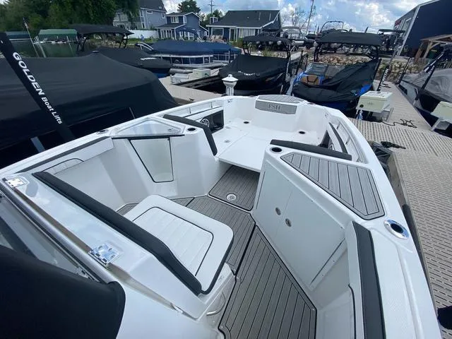 Slide: The Image of Yamaha 255 FSH Sport H 2024 - 18