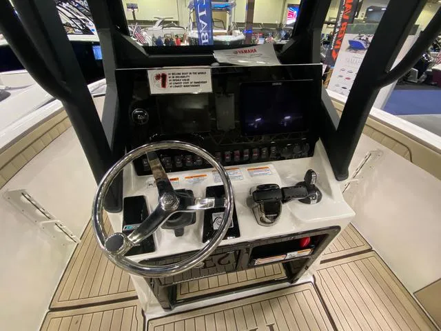 Slide: The Image of Yamaha 255 FSH Sport H 2024 - 12