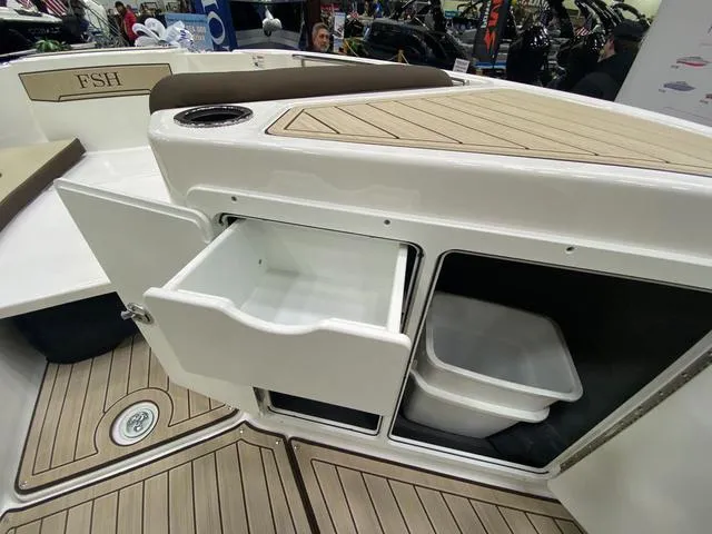 Slide: The Image of Yamaha 255 FSH Sport H 2024 - 21