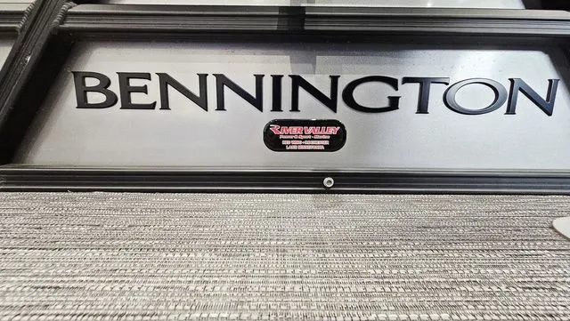 Slide: The Image of Bennington S 22 Swingback 2024 - 22