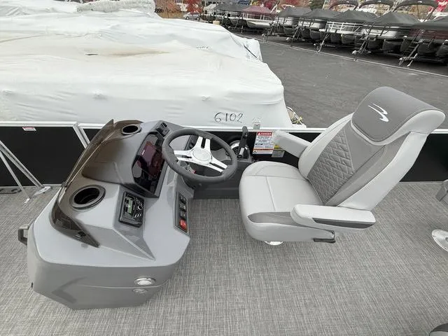 Slide: The Image of Bennington S Fishing 20 SF Pontoon 2024 - 17