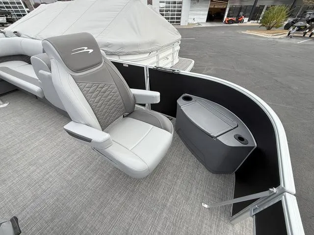 Slide: The Image of Bennington S Fishing 20 SF Pontoon 2024 - 7