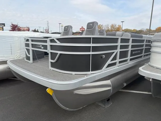 The Image of Bennington S Fishing 20 SF Pontoon 2024 - 1