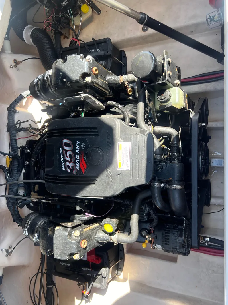 Slide: The Image of 2006 Formula 240 Bowrider engine compartment with MerCruiser 350 MAG MPI engine. - 24
