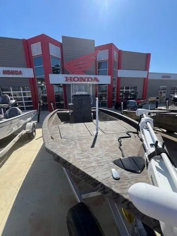 Slide: The Image of Xpress H190B 2024 - 12