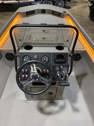 Slide: The Image of Thor LAKE HAMMER 1900 CC 2024 - 9