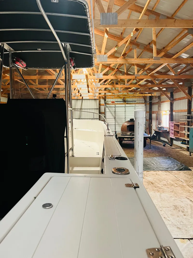 Slide: The Image of Offshore Yachts 24 Center Console 1994 - 3