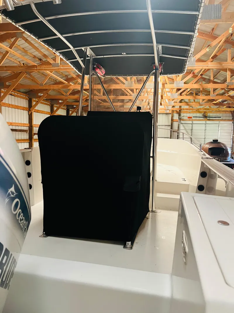 Slide: The Image of Offshore Yachts 24 Center Console 1994 - 4